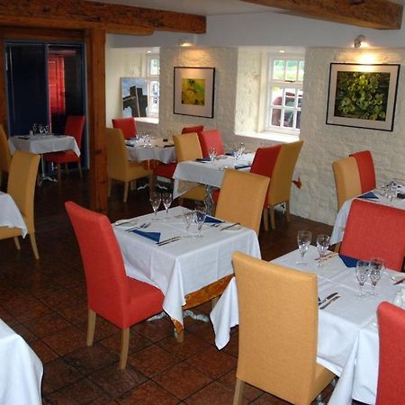 Waterside Guesthouse Graiguenamanagh ภายนอก รูปภาพ